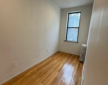 451 West 46th Street - Photo Thumbnail 9