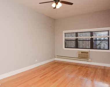 1435 N. Dearborn, Unit 5a - Photo Thumbnail 3