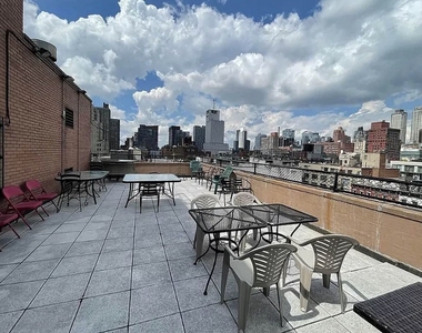 343 West 51st Street - Photo Thumbnail 1