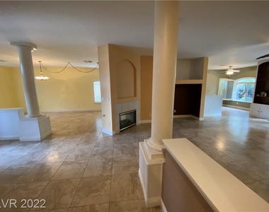 2594 Mizzoni Circle - Photo Thumbnail 1