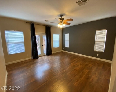 2594 Mizzoni Circle - Photo Thumbnail 3