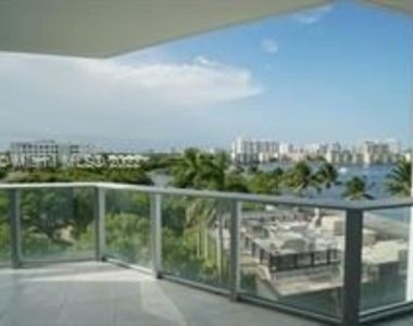 17301 Biscayne Blvd Apt 508 - Photo Thumbnail 6