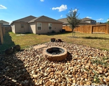 15240 Sleepy River Way - Photo Thumbnail 19