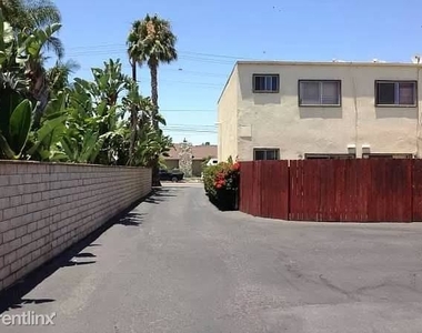 2346 Santa Ana Ave - Photo Thumbnail 3