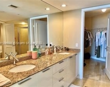 18911 Collins Ave Apt 2003 - Photo Thumbnail 7