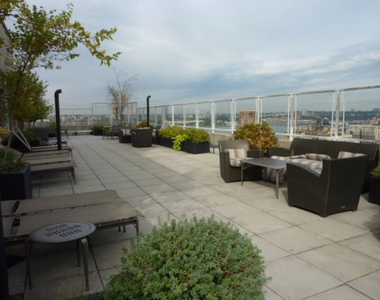 West End Avenue - Photo Thumbnail 9