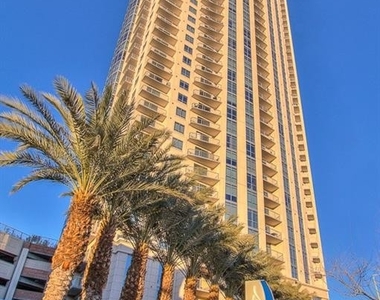 200 West Sahara Avenue - Photo Thumbnail 0