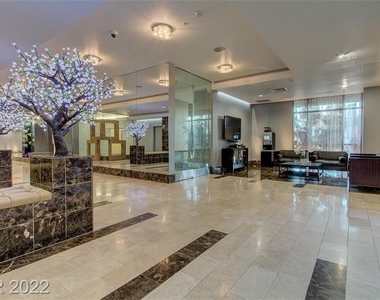 200 West Sahara Avenue - Photo Thumbnail 22