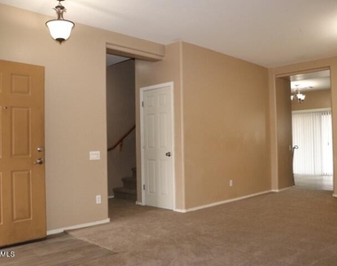 15943 N Cristine Lane - Photo Thumbnail 7