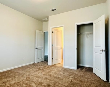 3951 Dean Grove Way - Photo Thumbnail 33