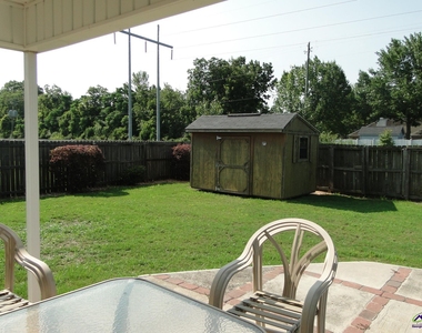 313 Canterfield Drive - Photo Thumbnail 28