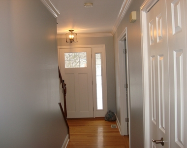 1244 Hollingswood Avenue - Photo Thumbnail 5