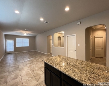 8229 Oak Harvest Dr - Photo Thumbnail 8