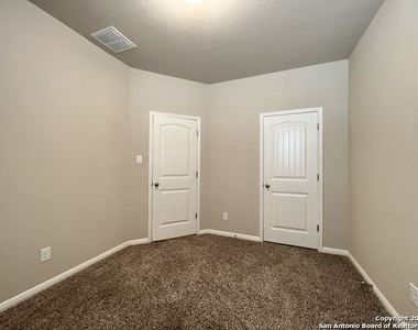 8229 Oak Harvest Dr - Photo Thumbnail 19