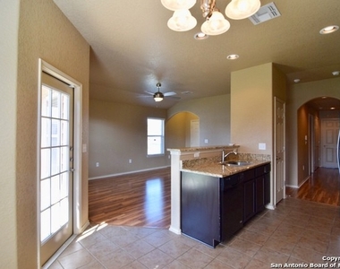 6314 Deer Valley Dr - Photo Thumbnail 4