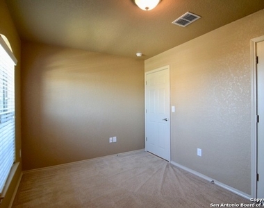 6314 Deer Valley Dr - Photo Thumbnail 13