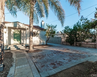 7542 Lindley Avenue - Photo Thumbnail 1