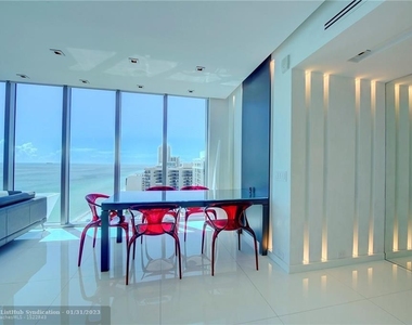 6899 Collins Ave - Photo Thumbnail 8