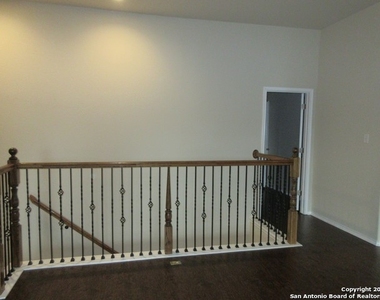 5827 Quiet Glen Dr - Photo Thumbnail 25