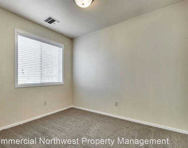 1012 Longmont Ave - Photo Thumbnail 14