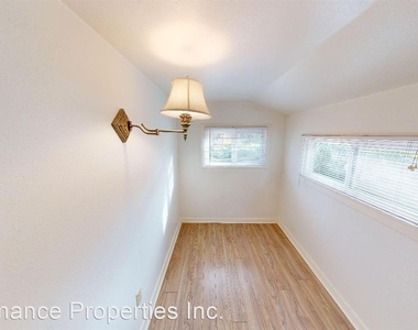 6826 Se 50th Avenue - Photo Thumbnail 11