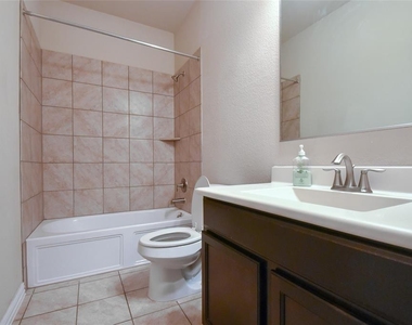 2113 Washington Park Way - Photo Thumbnail 11