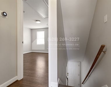 2614 Kent Village Dr, Unit #b - Photo Thumbnail 1