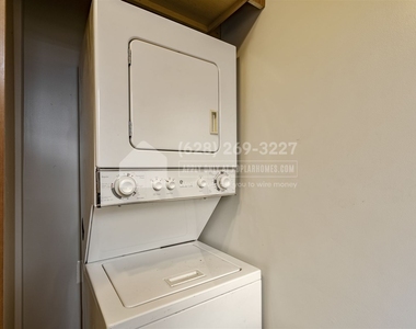 2614 Kent Village Dr, Unit #b - Photo Thumbnail 18