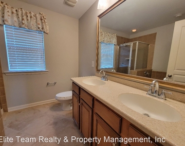 11164 Green Spring Dr - Photo Thumbnail 15