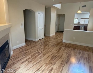 5069 Upper Falls Court - Photo Thumbnail 8