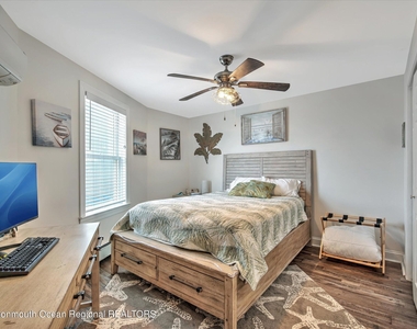 424 E Longport Avenue - Photo Thumbnail 24