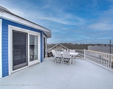 424 E Longport Avenue - Photo Thumbnail 19