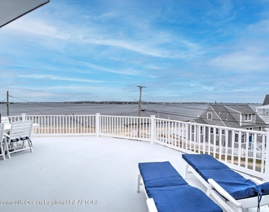 424 E Longport Avenue - Photo Thumbnail 16