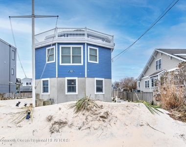 424 E Longport Avenue - Photo Thumbnail 1