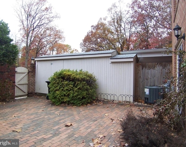 8345 Wickham Rd - Photo Thumbnail 23