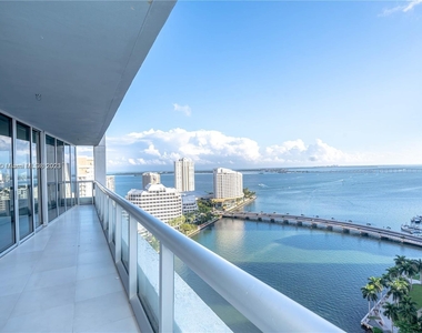 495 Brickell Ave - Photo Thumbnail 5