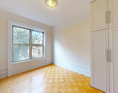 68 Cabrini Boulevard - Photo Thumbnail 2