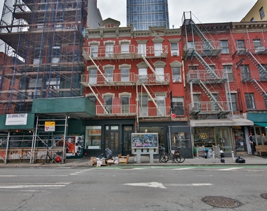 147 Grand Street - Photo Thumbnail 6