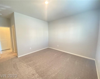 7547 Pink Mimosa Avenue - Photo Thumbnail 17