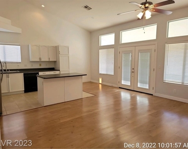 155 Laguna Landing Drive - Photo Thumbnail 7