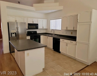 155 Laguna Landing Drive - Photo Thumbnail 10