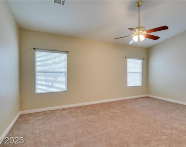 1044 Painted Daisy Avenue - Photo Thumbnail 37