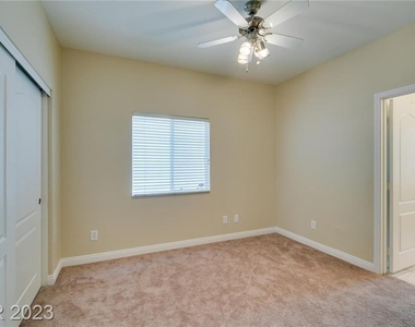 1044 Painted Daisy Avenue - Photo Thumbnail 33