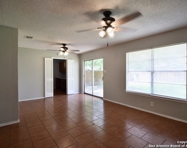 5923 Lake Nacoma St - Photo Thumbnail 2