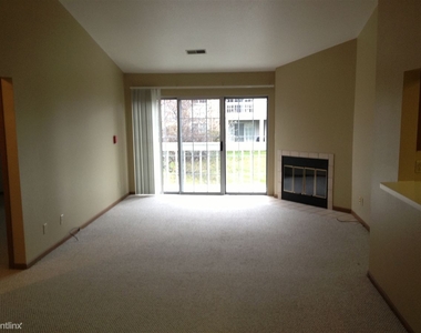 6052 Churchwood Cir - Photo Thumbnail 1