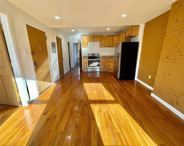 422 East 118th Street - Photo Thumbnail 2