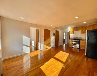 422 East 118th Street - Photo Thumbnail 1