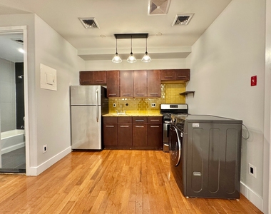 41 Havemeyer Street - Photo Thumbnail 7