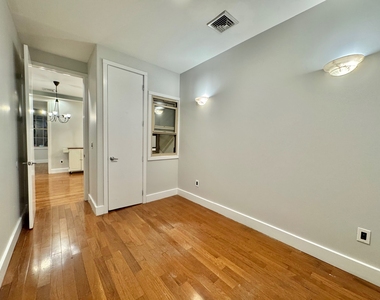 41 Havemeyer Street - Photo Thumbnail 2