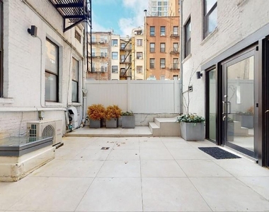 213 East 26th Street - Photo Thumbnail 14